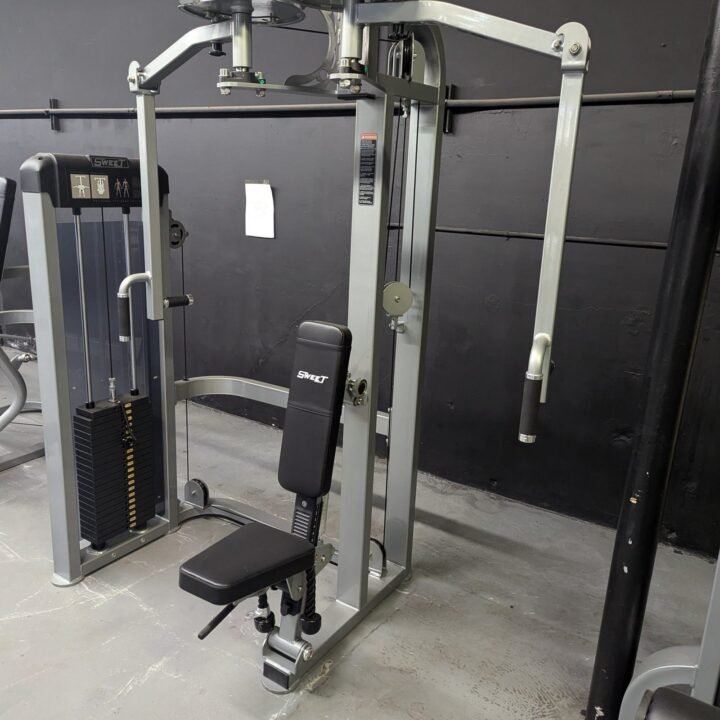 Sweet Pec Deck / Rear Delt