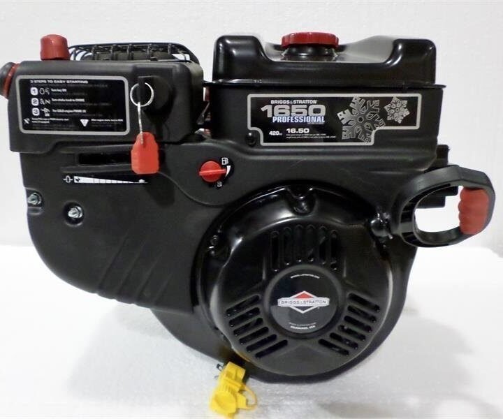 Briggs Professional Series Snow Engine 16.5 TP Recoil Start 3/4 in. x 2-33/64 in. #25D137-0116