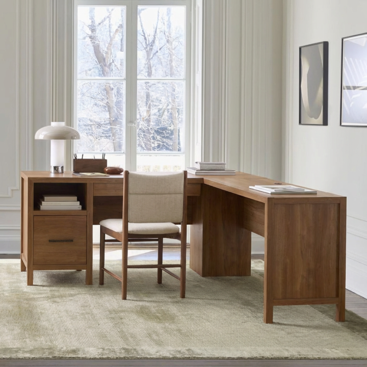 Minimalist Work Desk